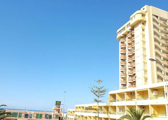 Torres Del Sol Playa De Vistas Free Wifi Апартаменти